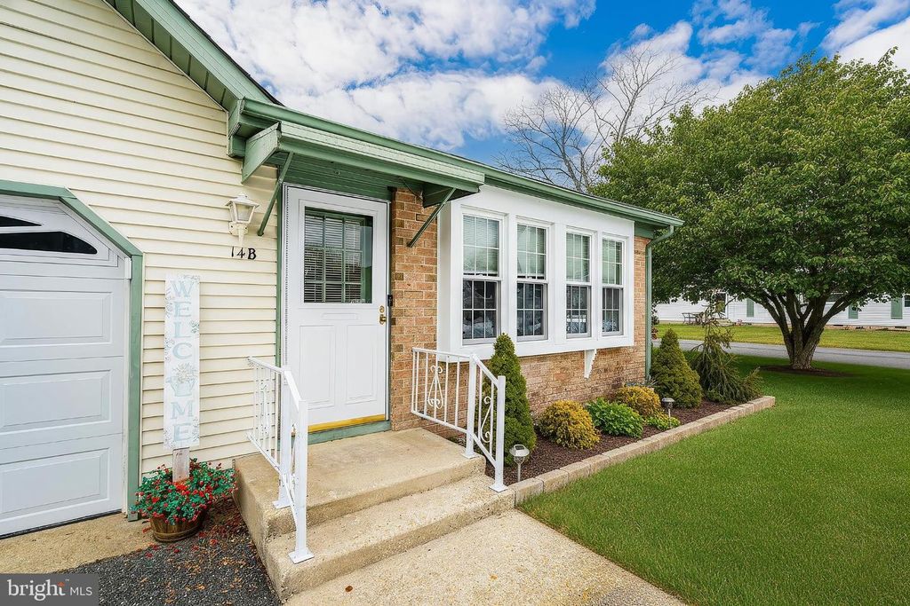 Image 1 of property listing at 14-B PENWOOD DR SEC 54A, Whiting, NJ 08759