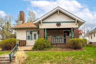 2633 Grand Avenue, Davenport, IA 52803