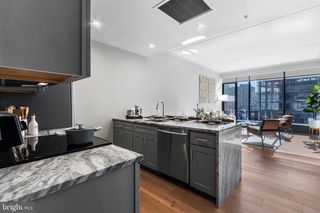 60 N 23rd St Apt 1506, Philadelphia, PA 19103