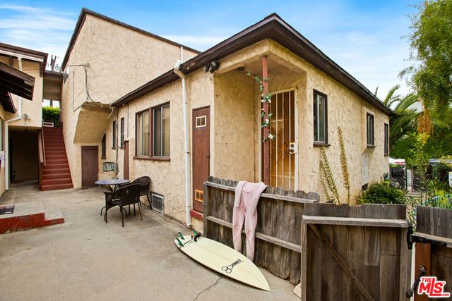 802 Ozone Street, Santa Monica, CA 90405