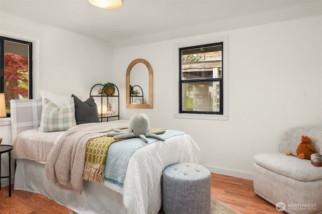 215 NW 130th Street, Seattle, WA 98177
