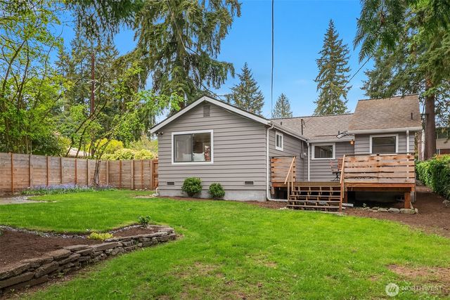 215 NW 130th Street, Seattle, WA 98177