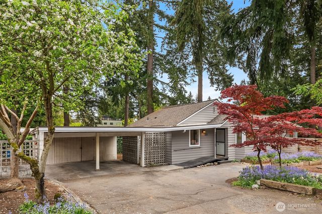 215 NW 130th Street, Seattle, WA 98177