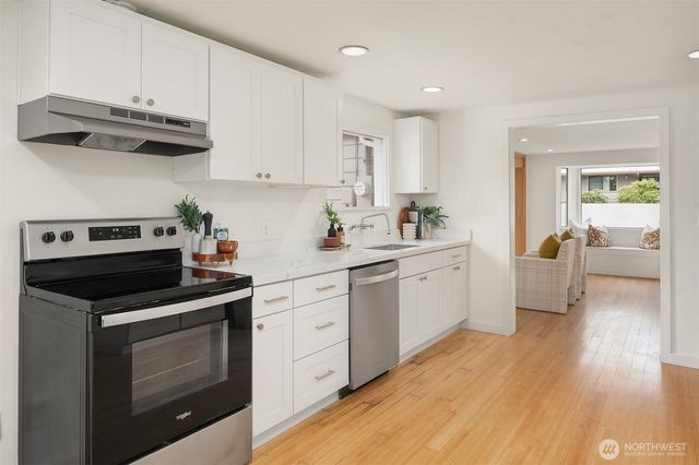215 NW 130th Street, Seattle, WA 98177