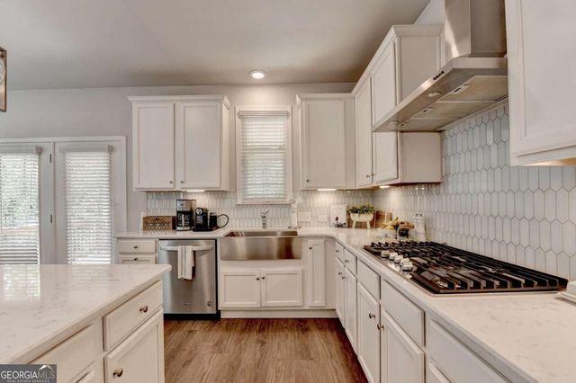 480 Cooper Farm Way, Buford, GA 30518