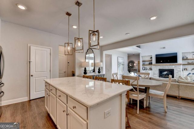480 Cooper Farm Way, Buford, GA 30518
