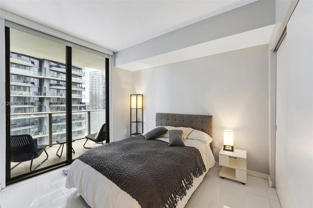 1010 Brickell Avenue 3007, Miami, FL 33131