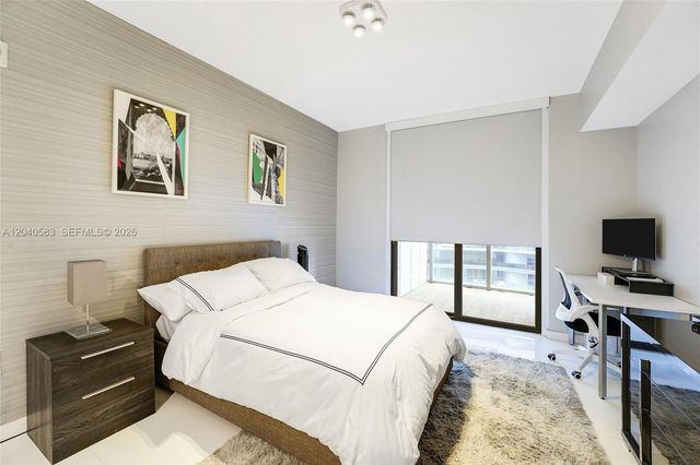 1010 Brickell Avenue 3007, Miami, FL 33131