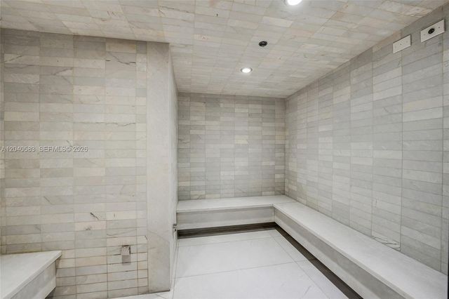 1010 Brickell Avenue 3007, Miami, FL 33131