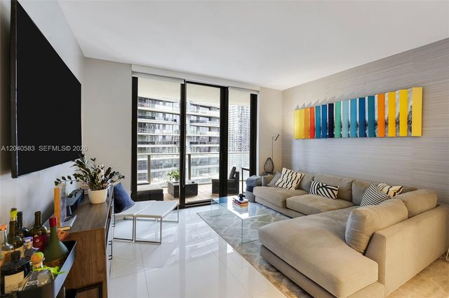 1010 Brickell Avenue 3007, Miami, FL 33131