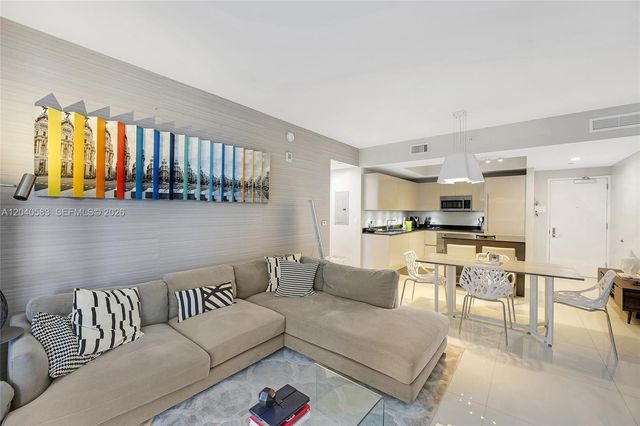 1010 Brickell Avenue 3007, Miami, FL 33131