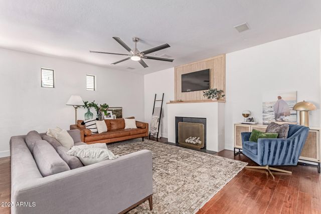 3030 E CAMELLIA Drive, Gilbert, AZ 85296