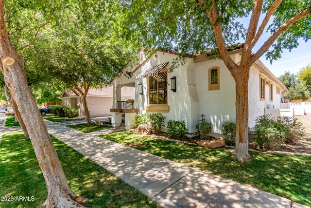 3030 E CAMELLIA Drive, Gilbert, AZ 85296