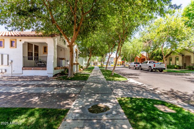 3030 E CAMELLIA Drive, Gilbert, AZ 85296