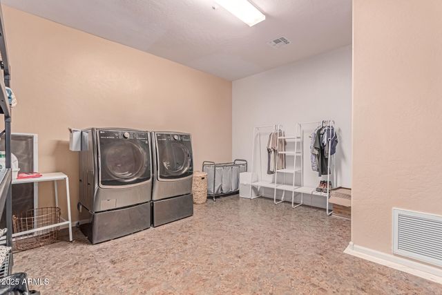 3030 E CAMELLIA Drive, Gilbert, AZ 85296