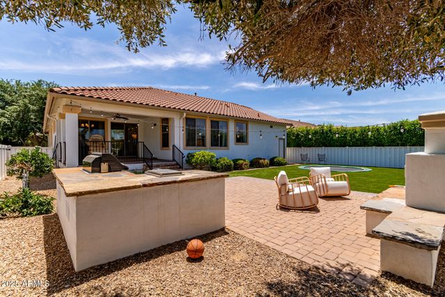 3030 E CAMELLIA Drive, Gilbert, AZ 85296