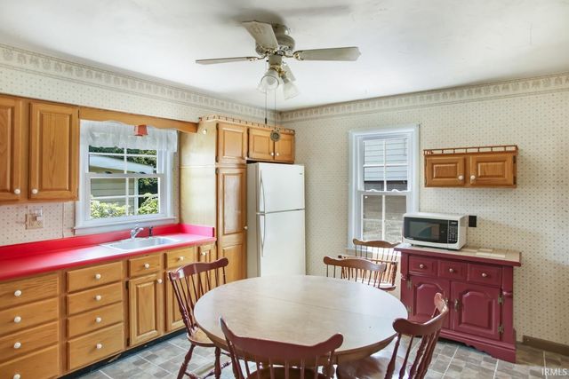 2123 Cass Avenue, Evansville, IN 47714