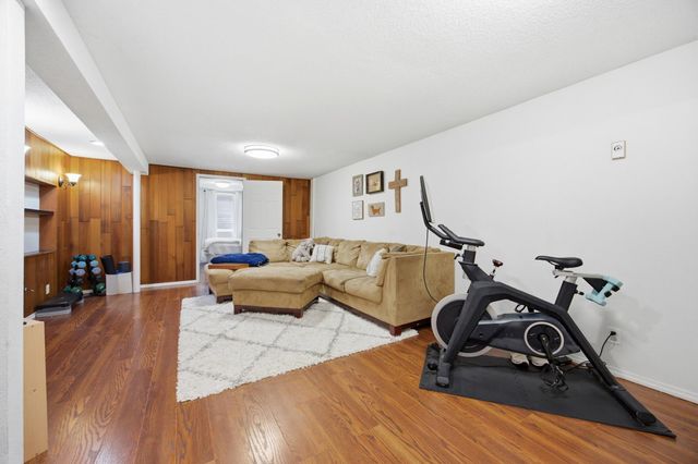 1512 17th Street S, Moorhead, MN 56560