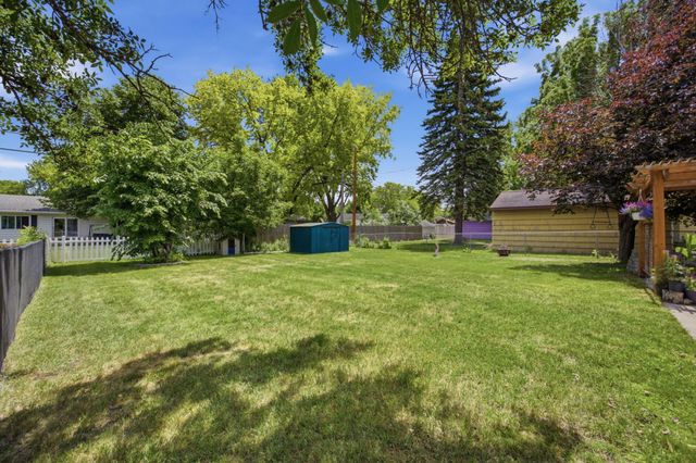 1512 17th Street S, Moorhead, MN 56560