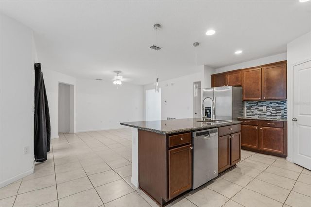 836 CAMBRIDGE DRIVE, Winter Haven, FL 33881