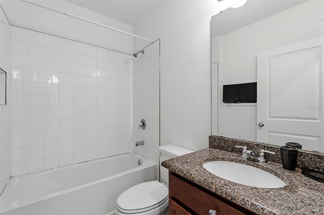 836 CAMBRIDGE DRIVE, Winter Haven, FL 33881