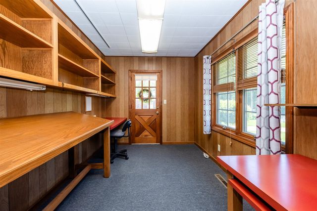 5221 Ridge Road, Stevensville, MI 49127