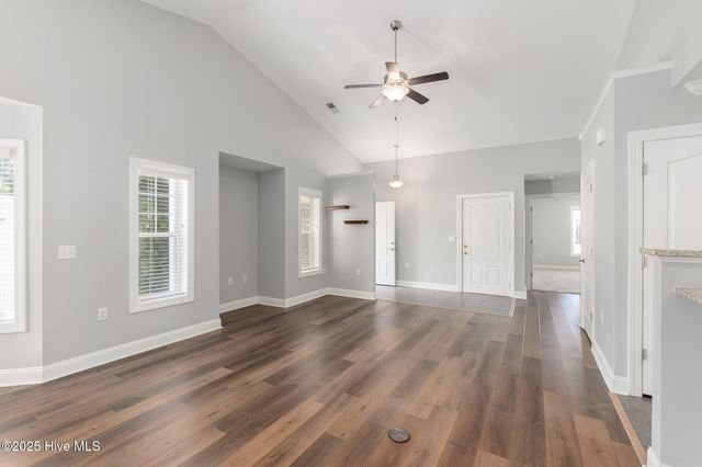 307 Sweetwater Cove, Newport, NC 28570