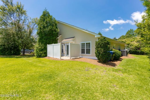 307 Sweetwater Cove, Newport, NC 28570