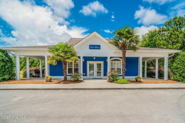 307 Sweetwater Cove, Newport, NC 28570