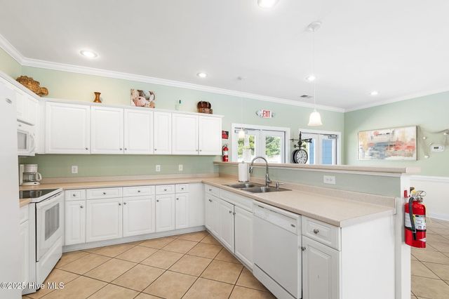 307 Sweetwater Cove, Newport, NC 28570