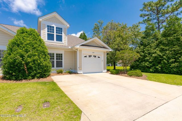 307 Sweetwater Cove, Newport, NC 28570