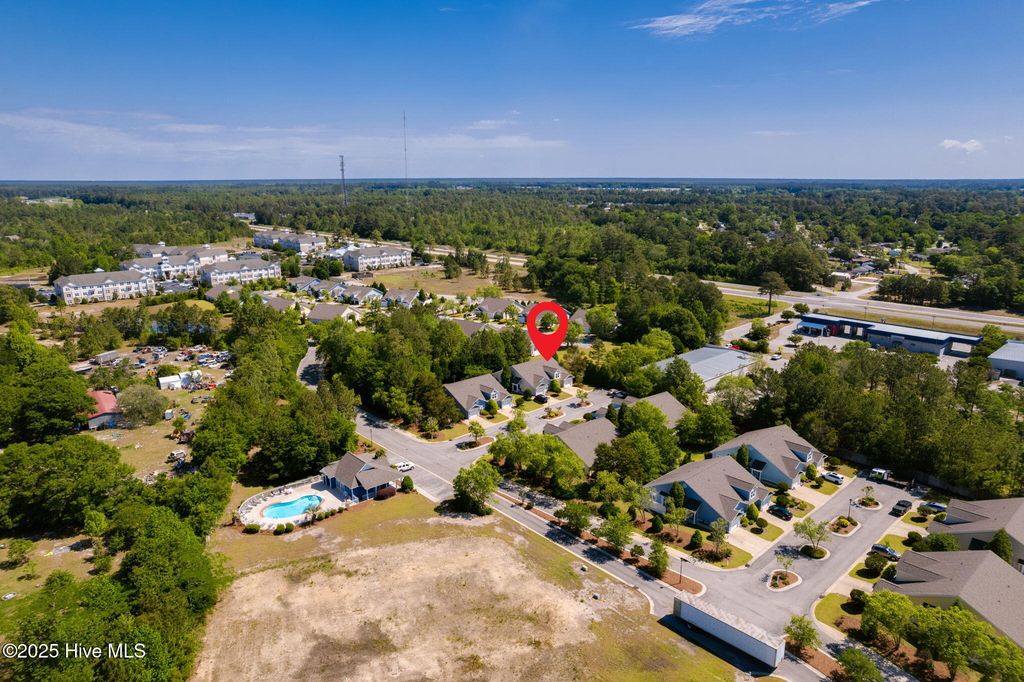 307 Sweetwater Cove, Newport, NC 28570