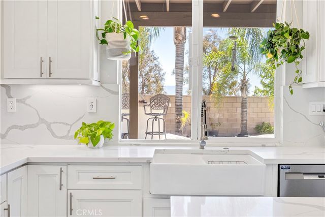 31553 Whitefield Court, Murrieta, CA 92563