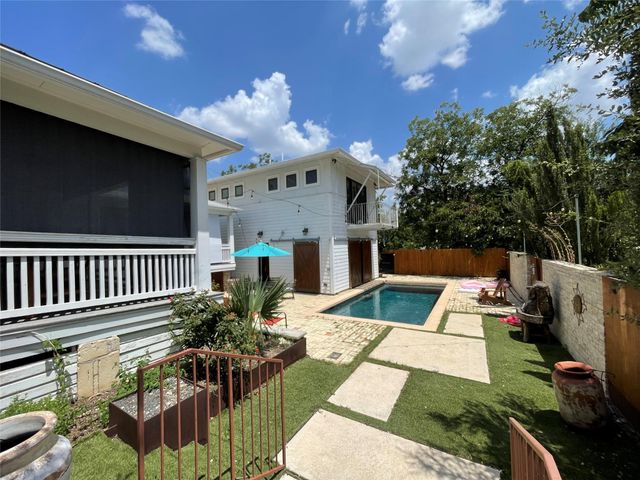 1000 E 8th ST, Austin, TX 78702