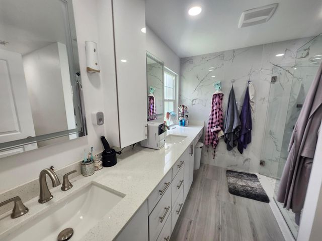 1582 NW 135th Avenue, Pembroke Pines, FL 33028