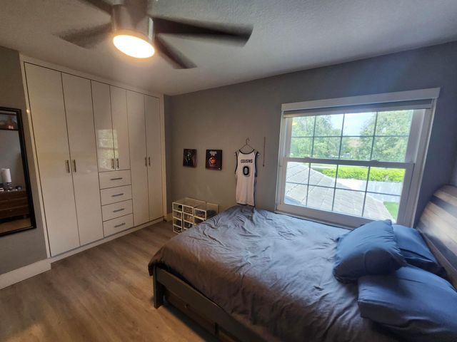1582 NW 135th Avenue, Pembroke Pines, FL 33028