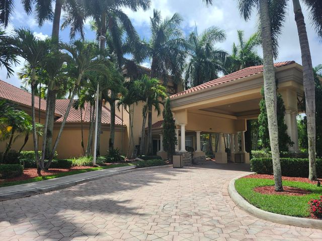 1582 NW 135th Avenue, Pembroke Pines, FL 33028