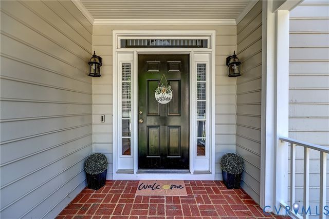 13417 Shelbourne Dr, Henrico, VA 23233