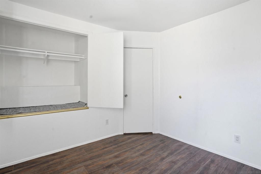 Image 16 of property listing at 1225 N Broadway 21, Escondido, CA 92026