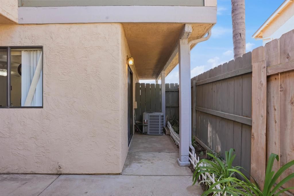 Image 22 of property listing at 1225 N Broadway 21, Escondido, CA 92026