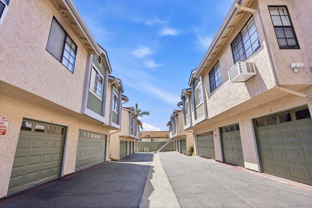 Image 29 of property listing at 1225 N Broadway 21, Escondido, CA 92026