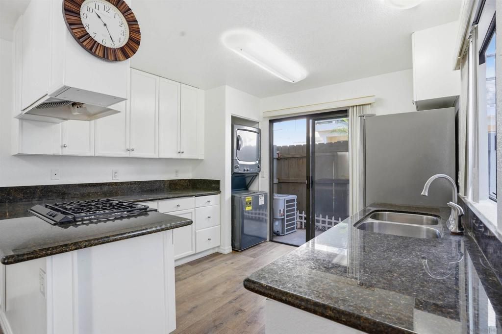 Image 8 of property listing at 1225 N Broadway 21, Escondido, CA 92026