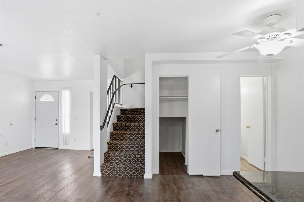 Image 9 of property listing at 1225 N Broadway 21, Escondido, CA 92026