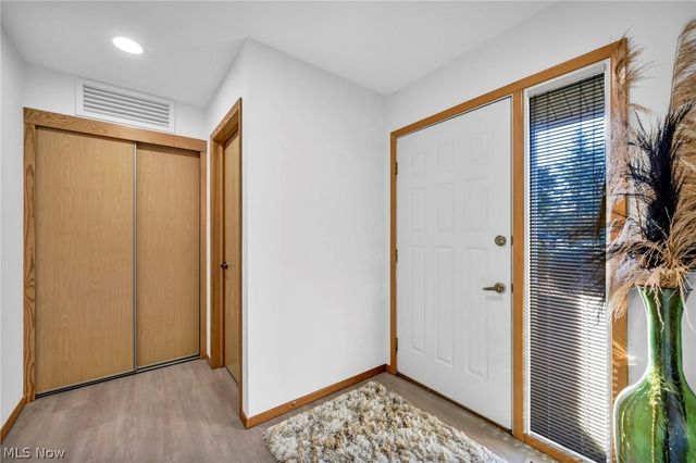8672 Gatewood Drive, North Ridgeville, OH 44039