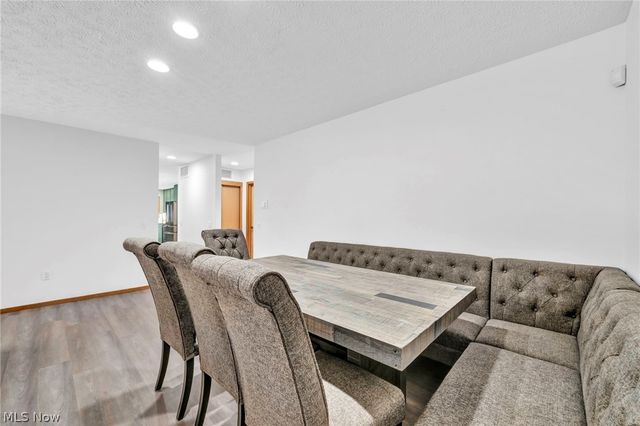 8672 Gatewood Drive, North Ridgeville, OH 44039