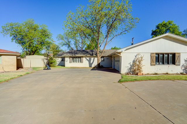 3824 64th Drive, Lubbock, TX 79413