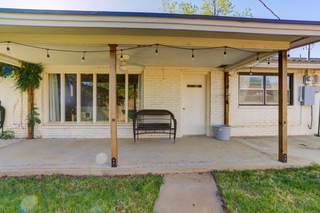 3824 64th Drive, Lubbock, TX 79413