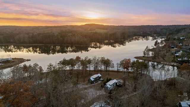 58 Sunset Ct, Tracy City, TN 37387