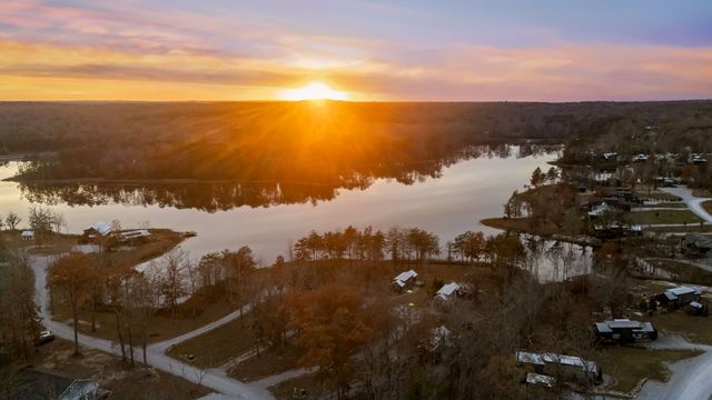 58 Sunset Ct, Tracy City, TN 37387