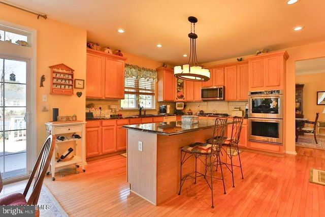 33 CYPRESS LANE, West Creek, NJ 08092